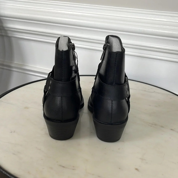 Women's Westinn Harness Booties size 5 - Picture 4 of 6